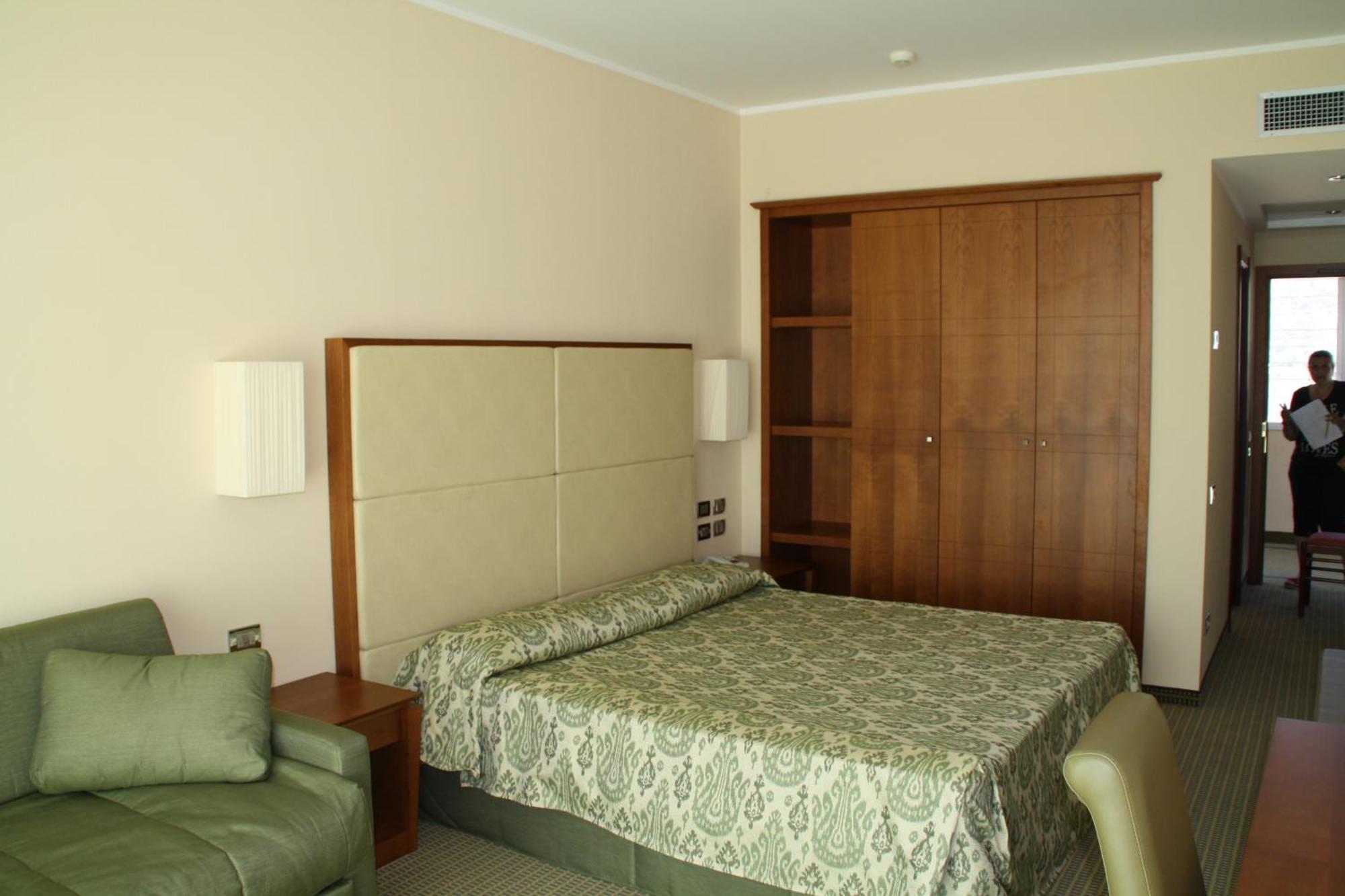 Hotel Villaggio Club Altalia Brancaleone ภายนอก รูปภาพ