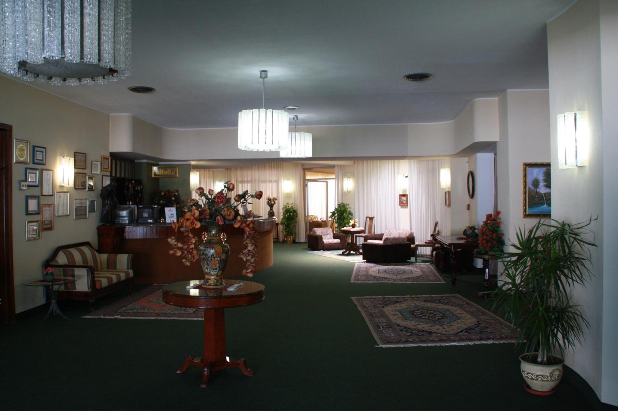 Hotel Villaggio Club Altalia Brancaleone ภายนอก รูปภาพ