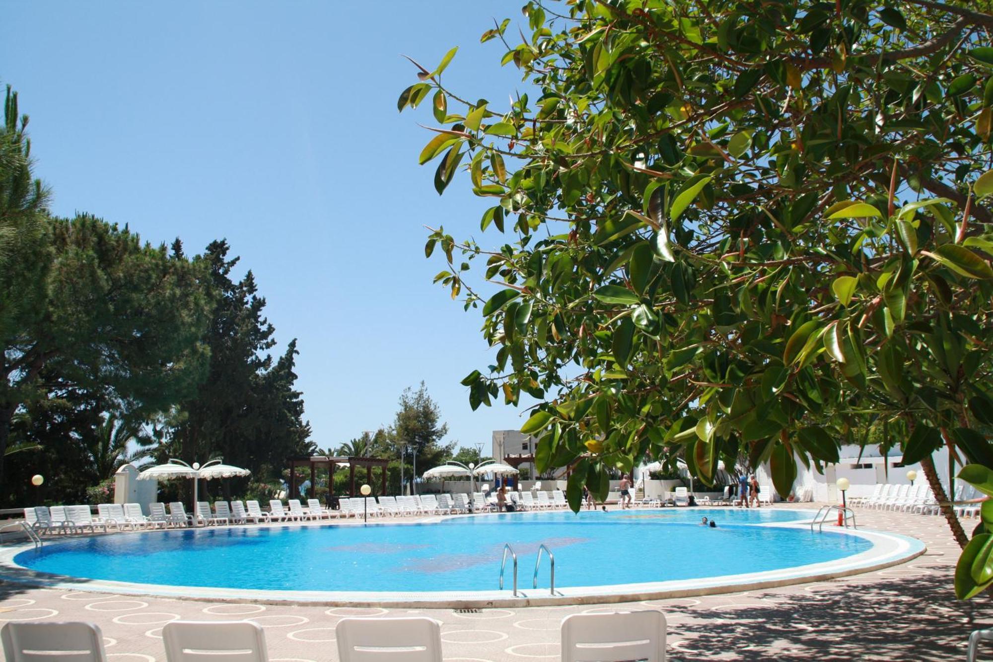 Hotel Villaggio Club Altalia Brancaleone ภายนอก รูปภาพ